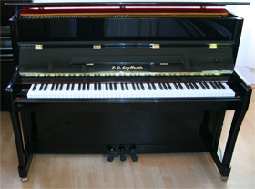 Klavier Seyffarth Modell 110